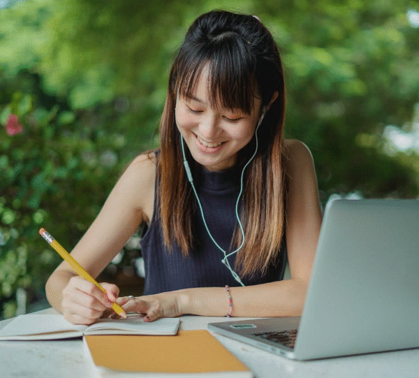 How to Conquer a 4,000-Word Essay Without Ruining Your Vacation